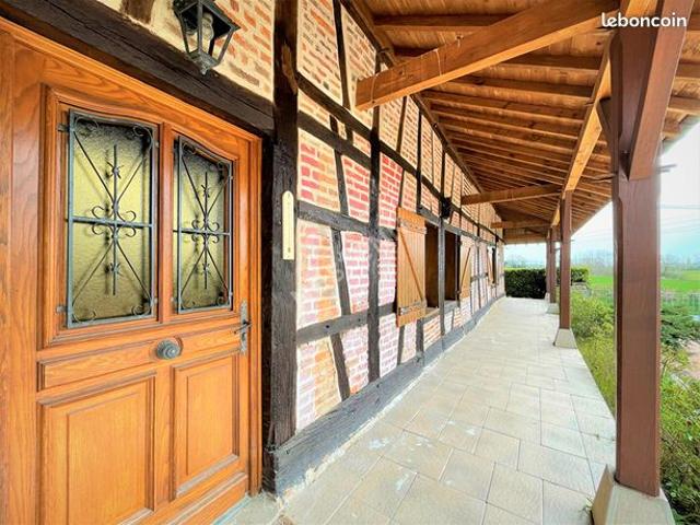 Maison 5 pièces 215 m²