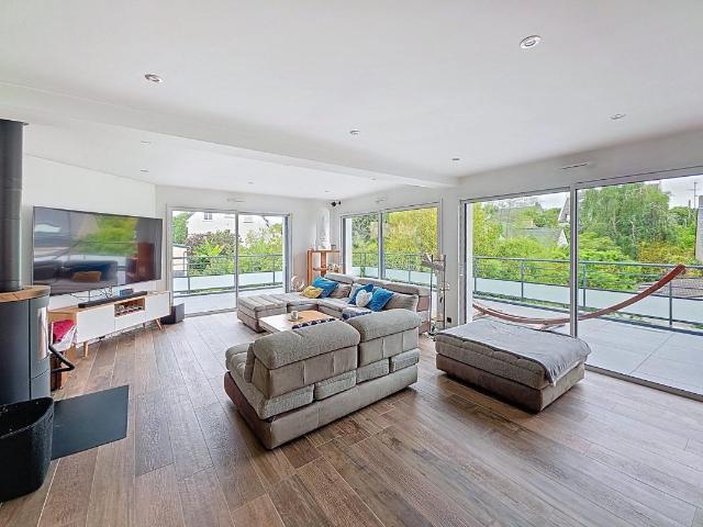Maison 5 pièces 215 m²