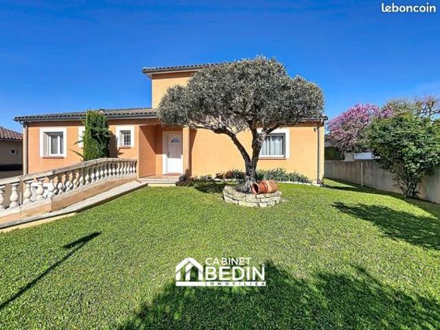 Maison 11 pièces 215 m²