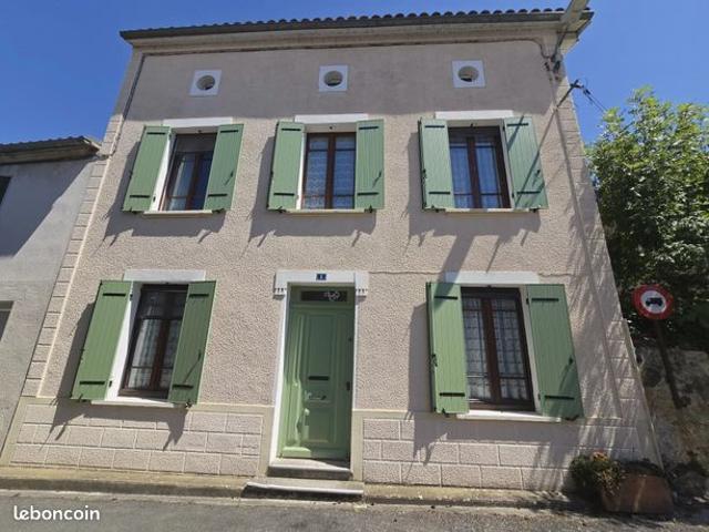 Maison 5 pièces 215 m²
