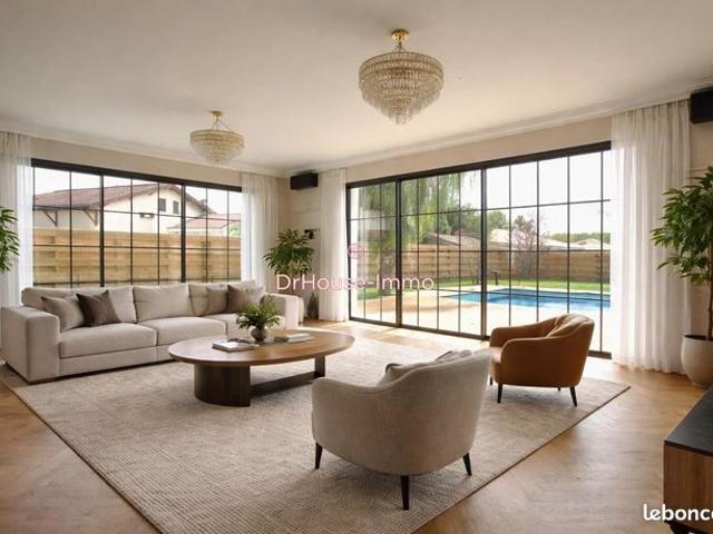 Maison 5 pièces 215 m²