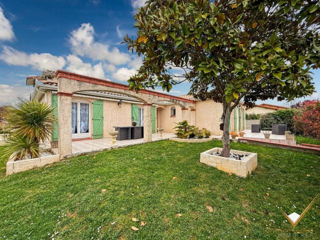 Maison 5 pièces 215 m²