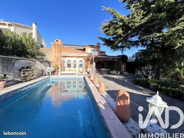 Maison 5 pièces 215 m²