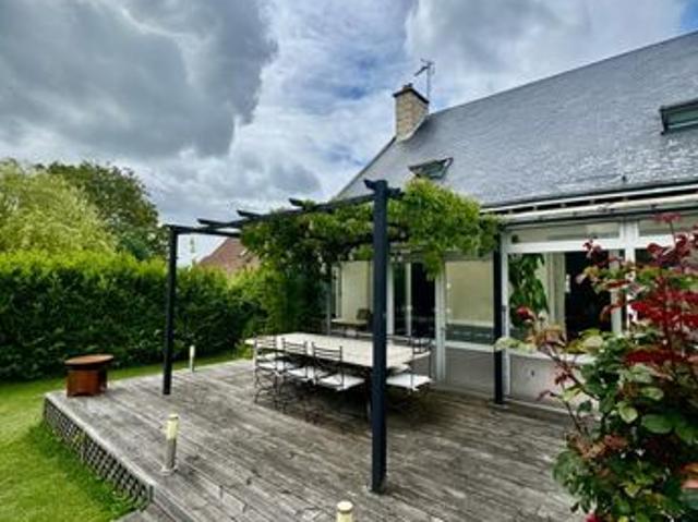 Maison 5 pièces 215 m²
