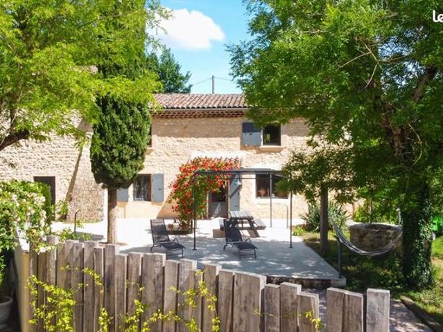 Maison 5 pièces 216 m²