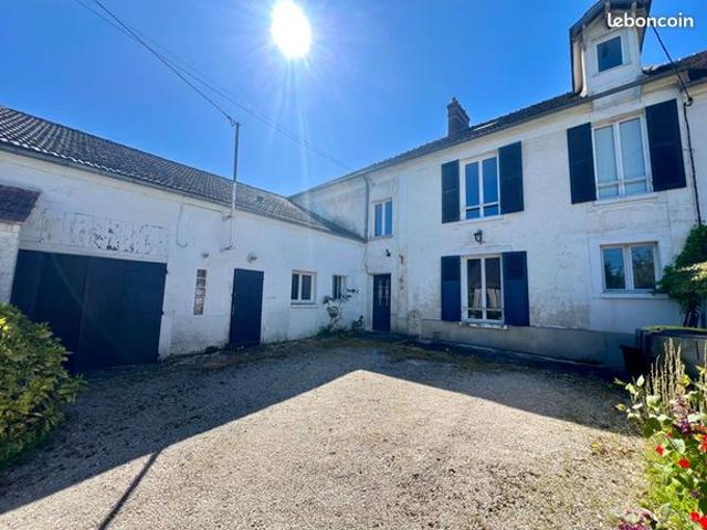 Maison 5 pièces 216 m²