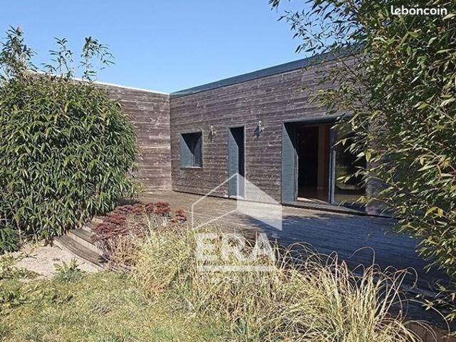 Maison 5 pièces 216 m²