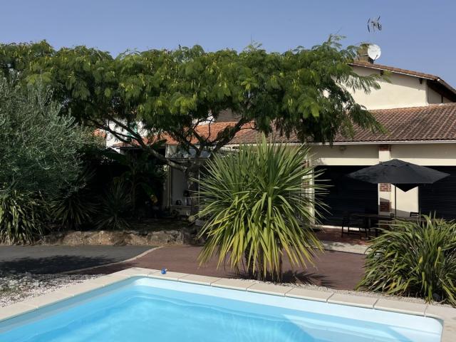 Maison 5 pièces 217 m²