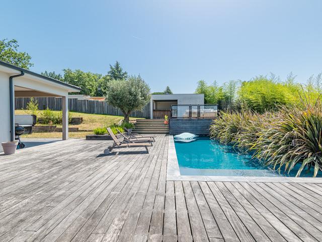 Maison 5 pièces 217 m²