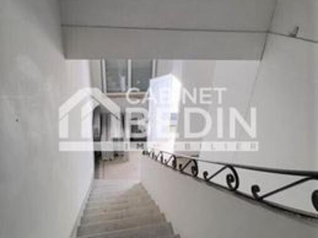 Maison 5 pièces 218 m²