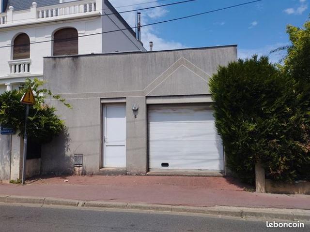Maison 5 pièces 218 m²