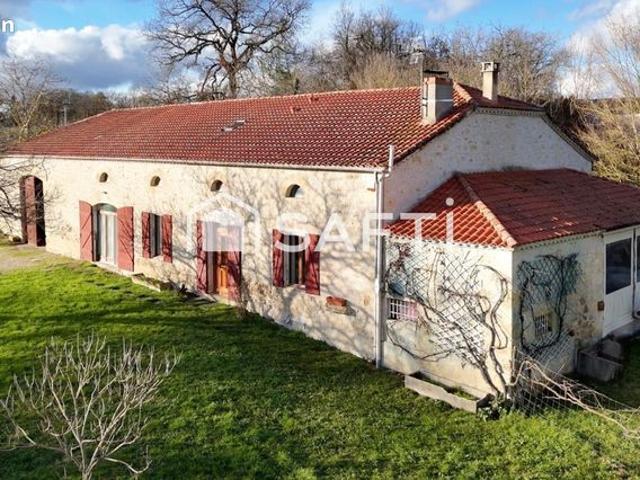 Maison 5 pièces 218 m²