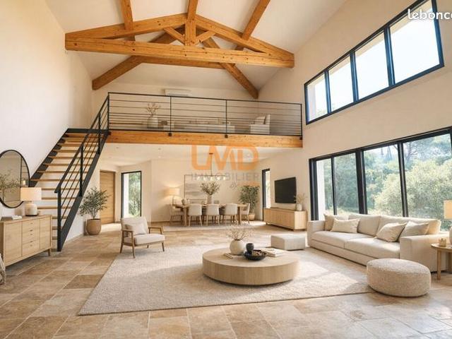 Maison 5 pièces 219 m²