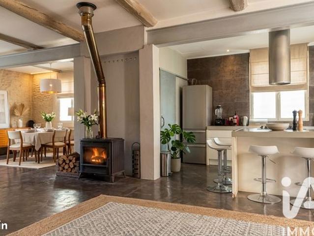 Maison 5 pièces 210 m²
