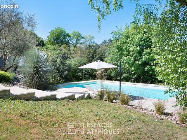 Maison 6 pièces 210 m²