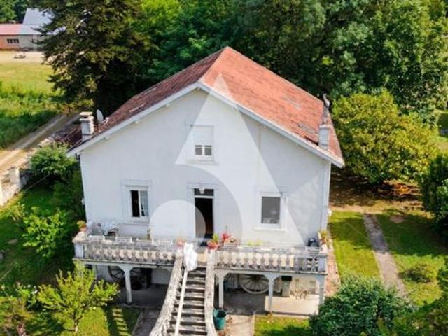 Maison 5 pièces 210 m²