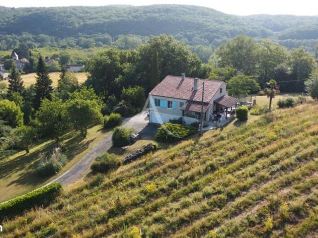 Maison 5 pièces 210 m²
