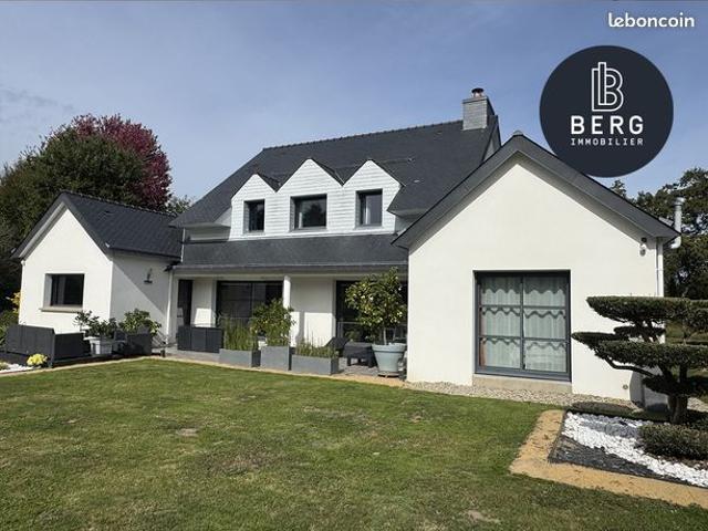 Maison 5 pièces 210 m²
