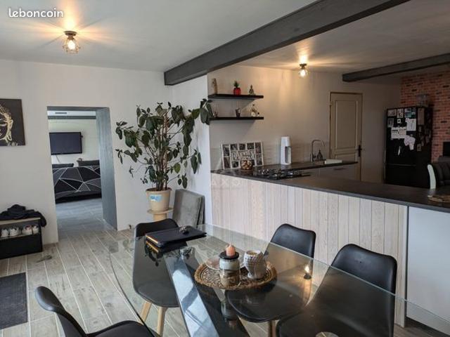 Maison 5 pièces 210 m²