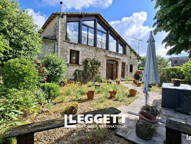 Maison 5 pièces 210 m²