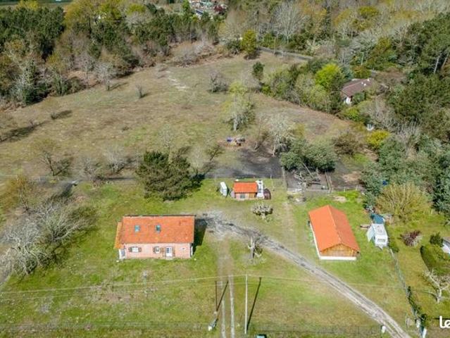 Maison 5 pièces 210 m²