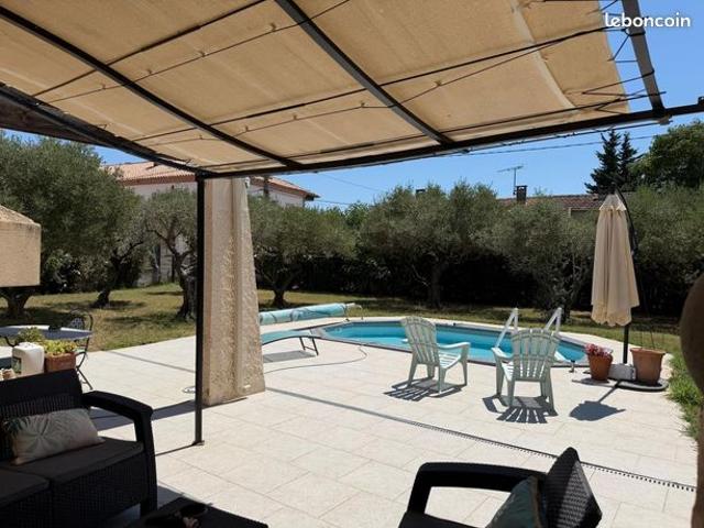 Maison 5 pièces 210 m²