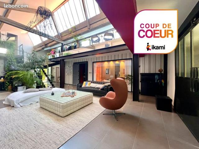 Maison 5 pièces 210 m²