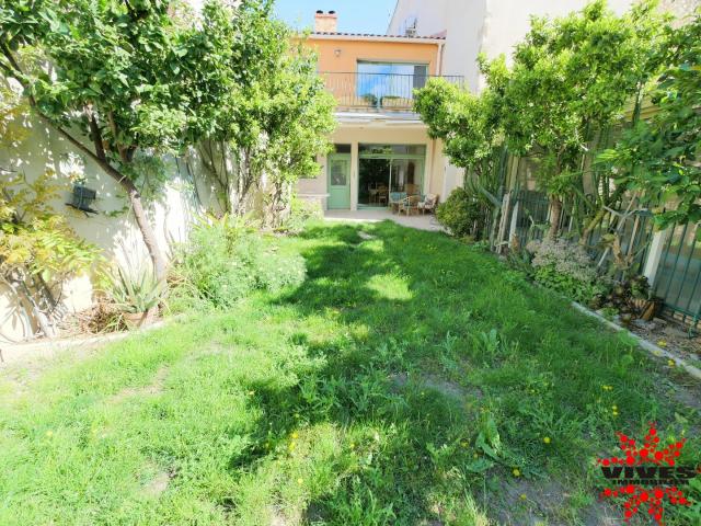 Maison 5 pièces 210 m²