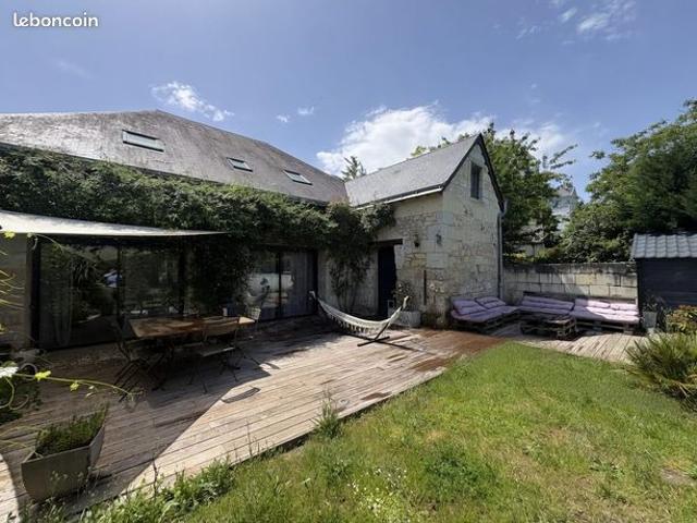 Maison 6 pièces 211 m²