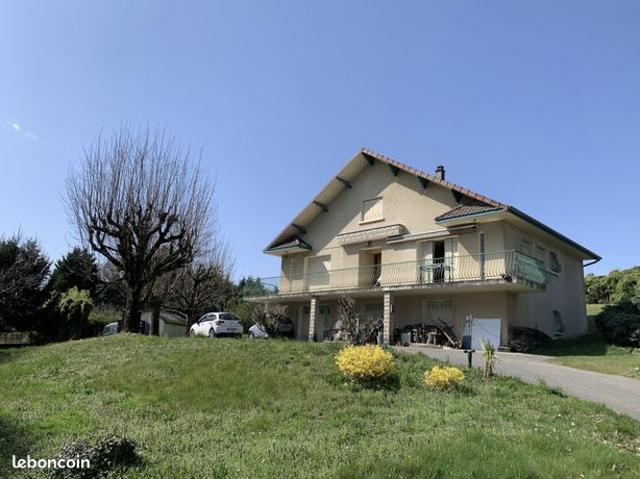 Maison 5 pièces 211 m²