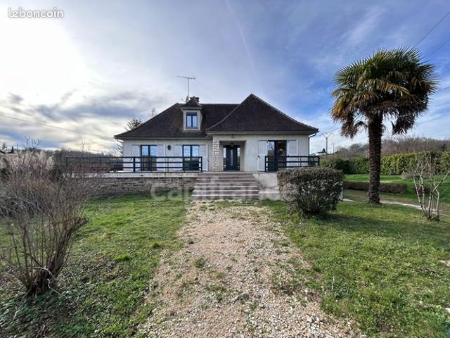 Maison 5 pièces 212 m²