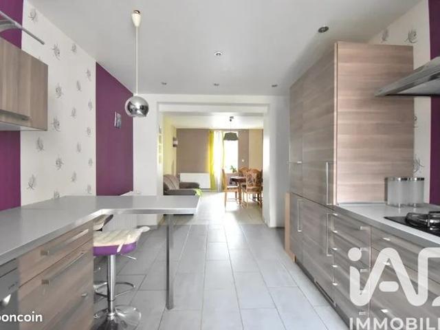 Maison 5 pièces 212 m²