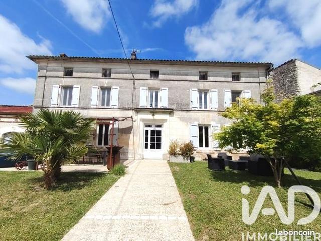 Maison 5 pièces 212 m²
