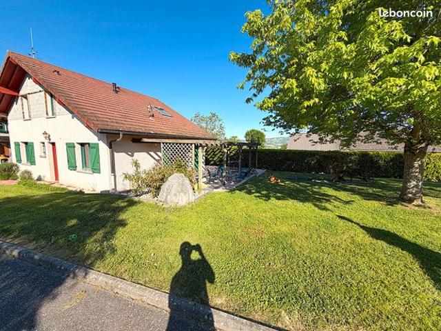 Maison 5 pièces 212 m²