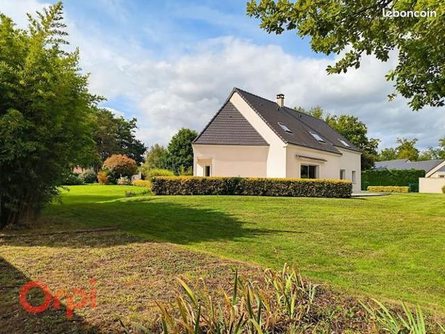 Maison 5 pièces 213 m²