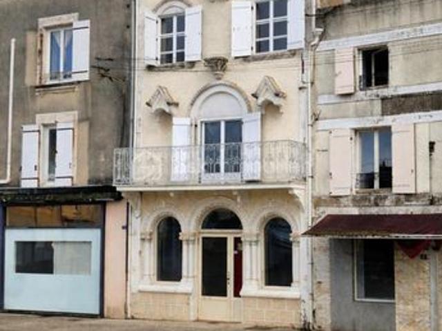 Maison 5 pièces 213 m²