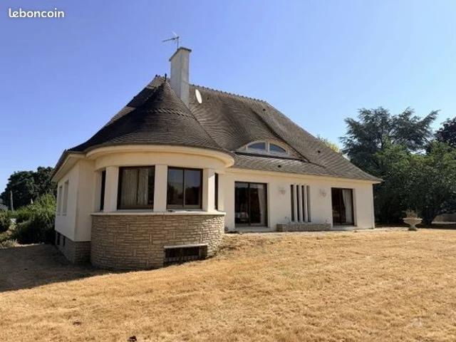 Maison 5 pièces 213 m²