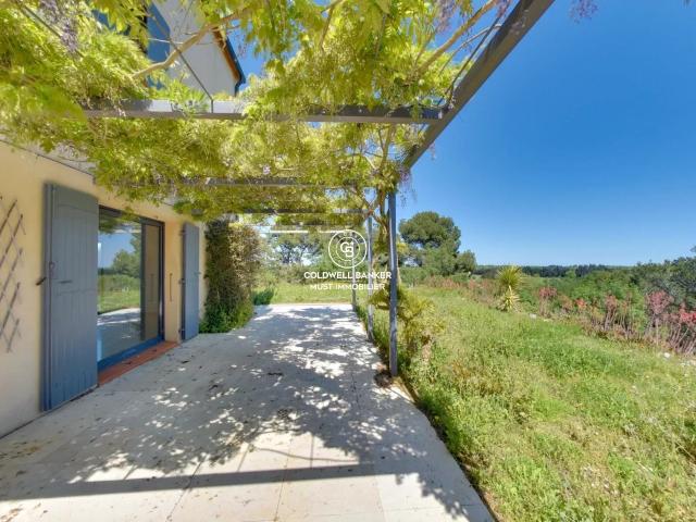 Maison 5 pièces 213 m²