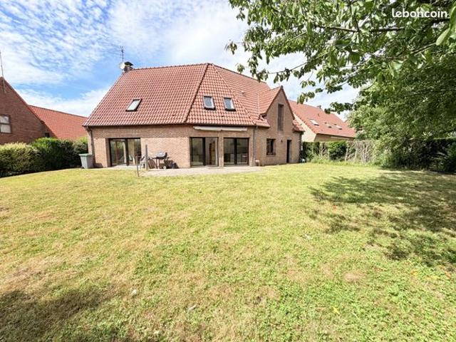 Maison 5 pièces 213 m²