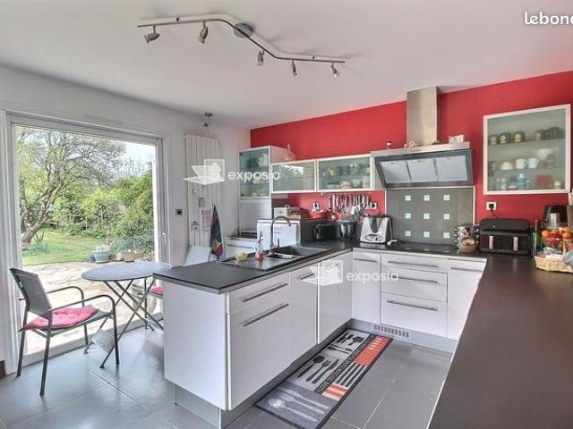 Maison 5 pièces 224 m²