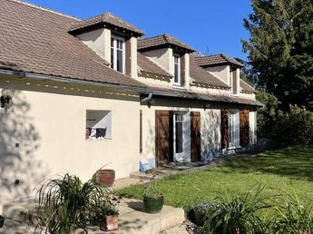 Maison 5 pièces 225 m²