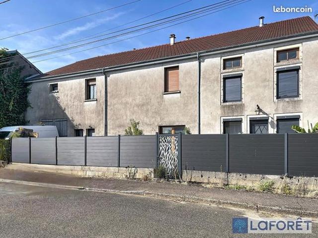 Maison 5 pièces 225 m²