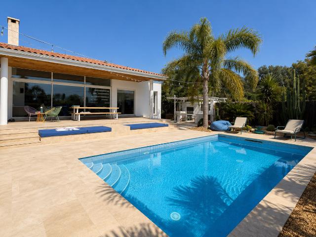 Maison 5 pièces 225 m²