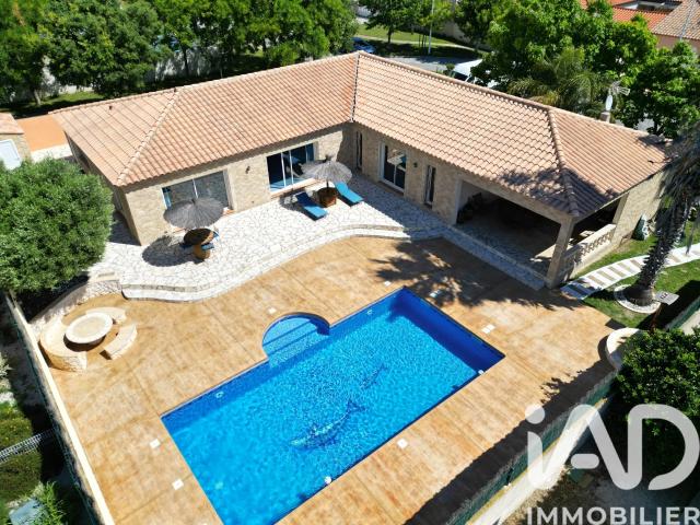 Maison 5 pièces 225 m²