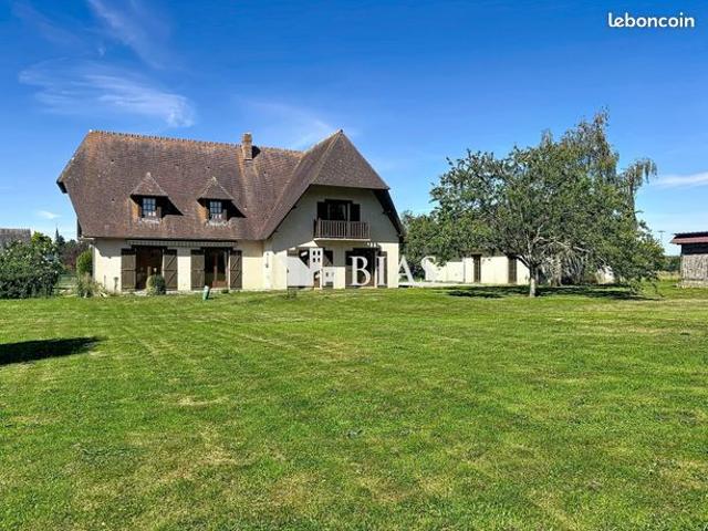 Maison 5 pièces 225 m²