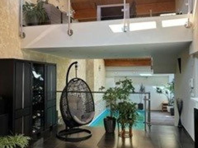 Maison 5 pièces 225 m²