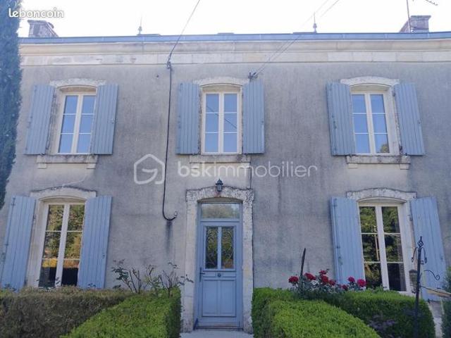 Maison 5 pièces 225 m²