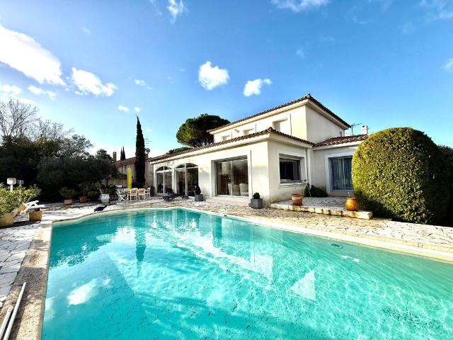 Maison 5 pièces 225m2 parcelle 762m2
