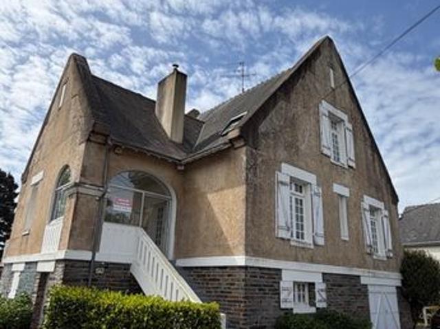 Maison 5 pièces 227 m²