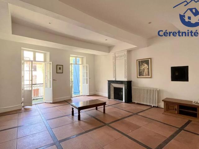 Maison 5 pièces 227 m²